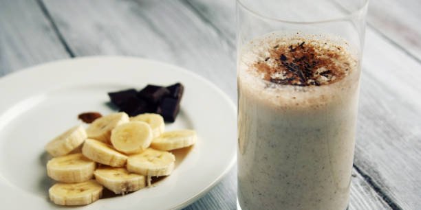 Healthy Banana Milkshake (Dairy-Free)